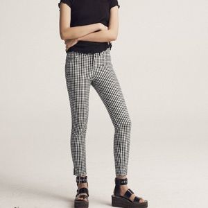 Rag and Bone 10” Gingham Capri Pant NWT
